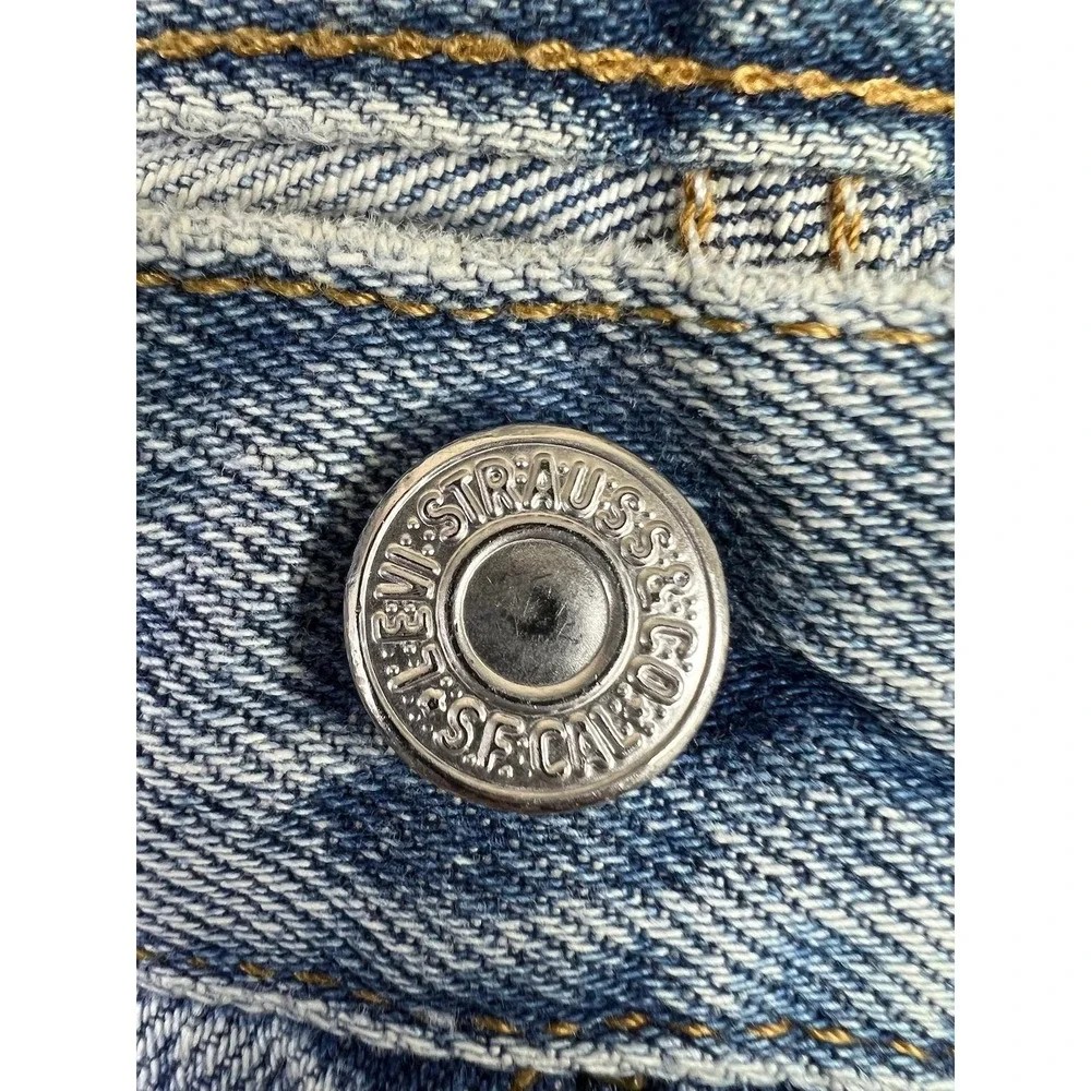 Levis 560 Jeans Mens 38x30 Blue Relaxed‎ Tapered Comfort Fit Zip Fly Light Wash